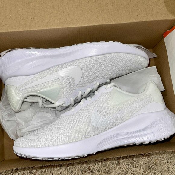 Nike Women's Revolution 7 Road Running Shoes White FB2208-100, Size 9 (New) - Picture 4 of 16